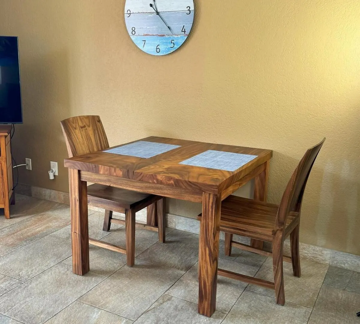 Exceptional Kona Reef Condo - Full Ac - Oceanfront - Walking Distance To Restaurants & Shops 凯路亚-科纳