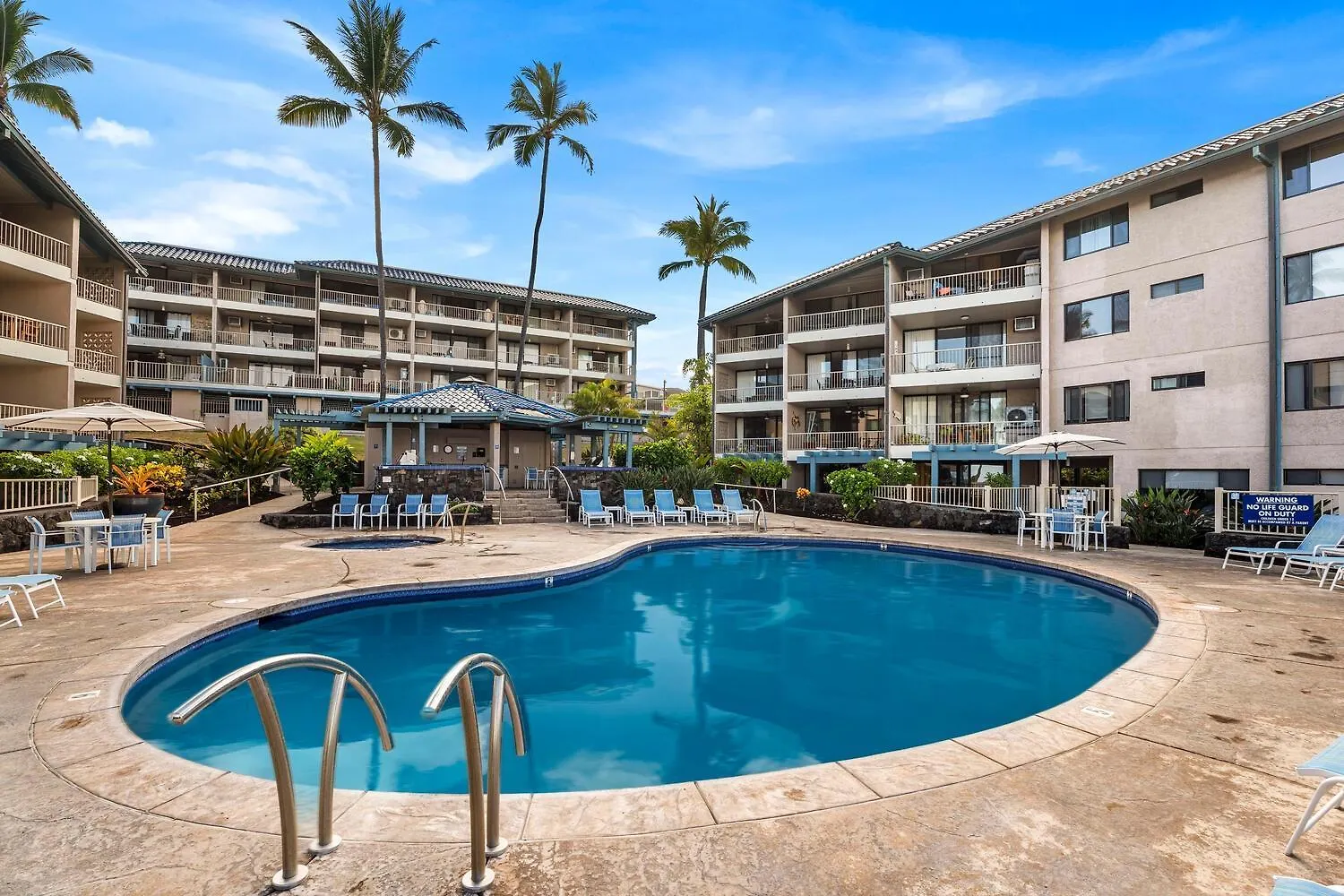 Exceptional Kona Reef Condo - Full Ac - Oceanfront - Walking Distance To Restaurants & Shops 凯路亚-科纳